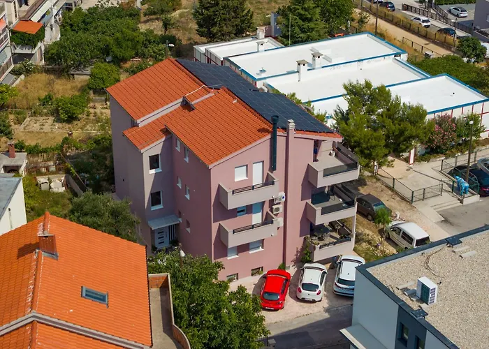 Pinia Lägenhet Split