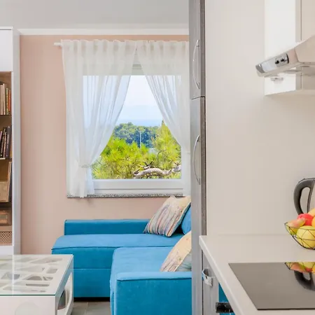 Pinija Apartman *