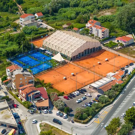 Pinija Apartman